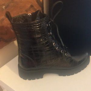 NineWest - CALISA - BLACK LUG BOOT - NEW IN BOX